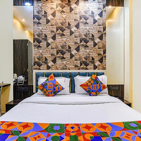 Fabhotel Royal Park Inn - Nr Eden Garden Stadium 콜카타 외부 사진
