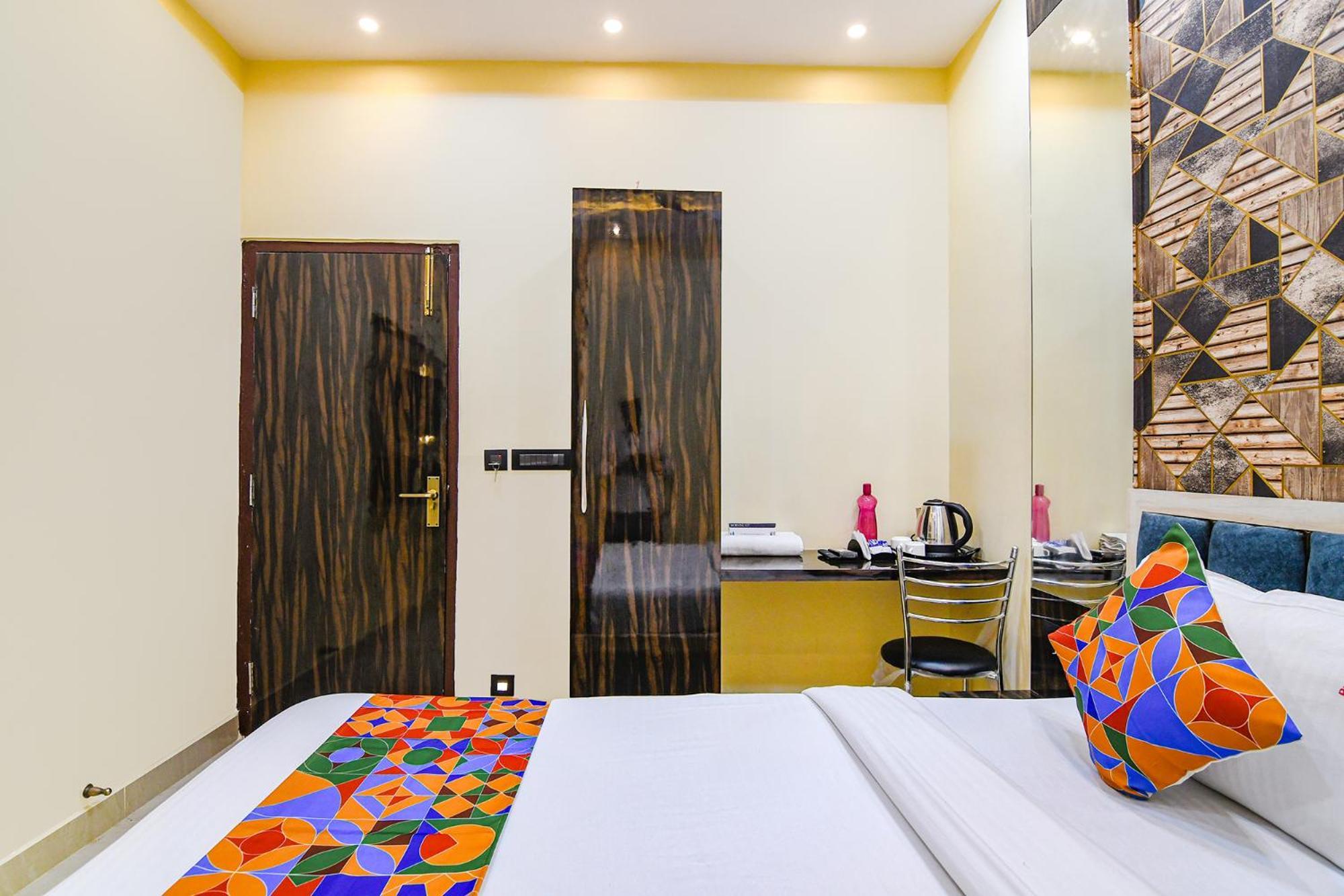 Fabhotel Royal Park Inn - Nr Eden Garden Stadium 콜카타 외부 사진